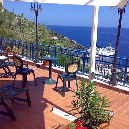 Sogni Nel Blu Aparthotel Isola di Ustica Exterior photo